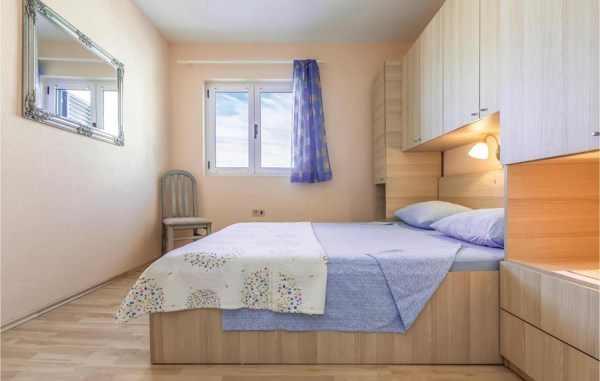 Beautiful Apartment In Makarska With 2 Bedrooms And Wifi Exteriér fotografie